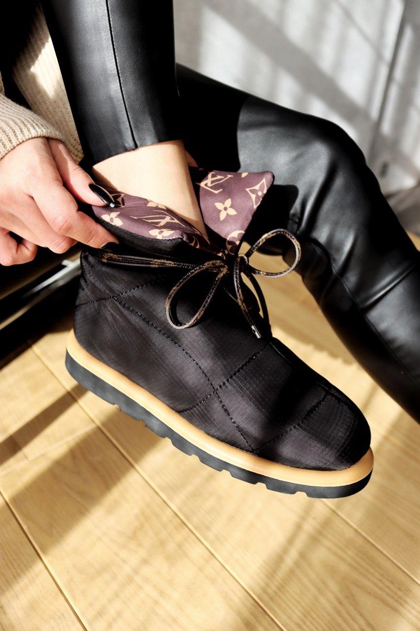 LV Pillow Comfort Ankle Boot Black