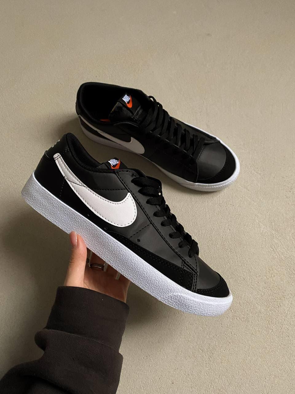Nike Blazer Low Black White