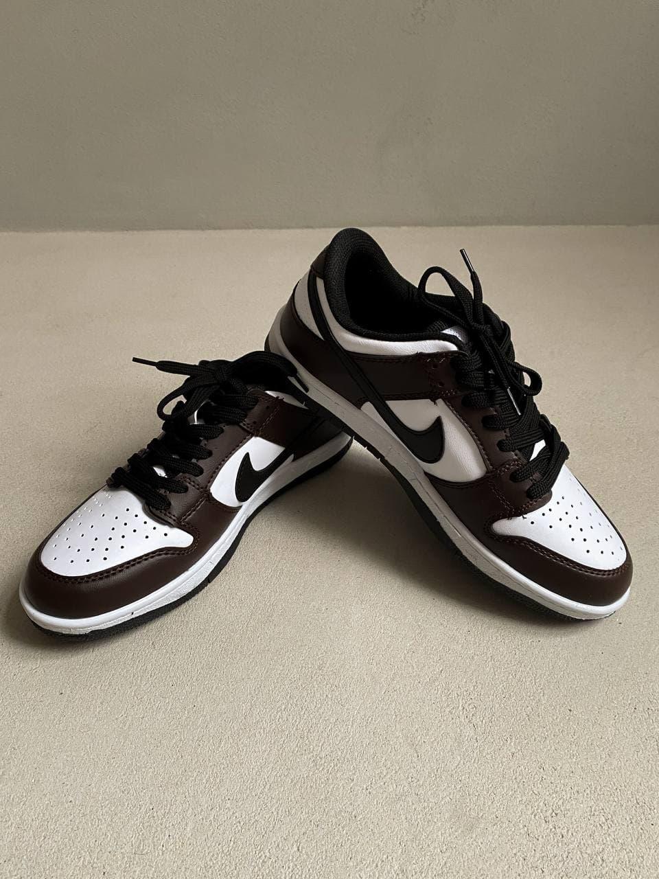 Nike Dunk Low Brown