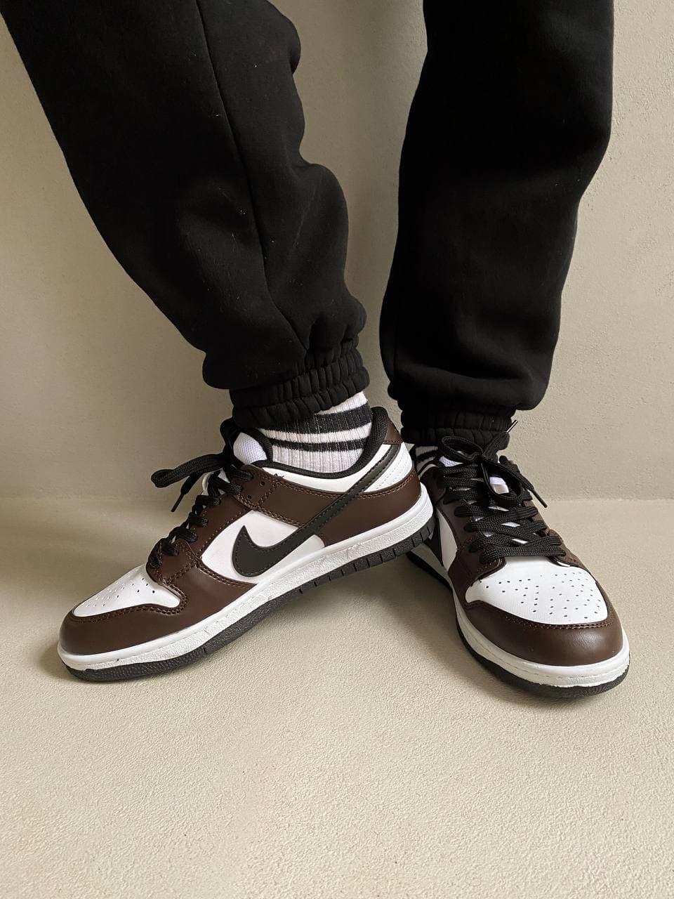 Nike Dunk Low Brown