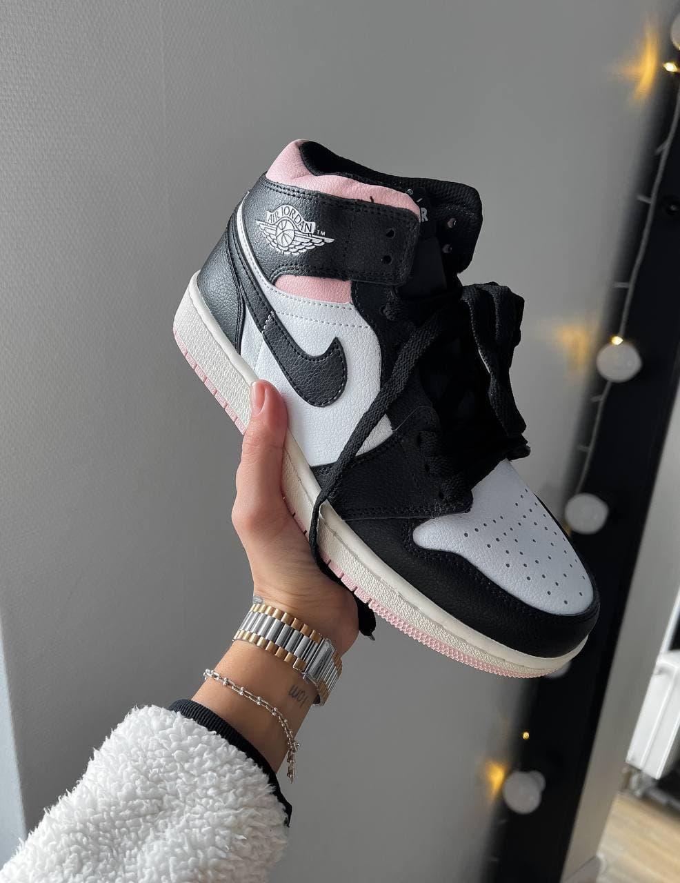 Nike Air Jordan 1 Retro Black White Pink