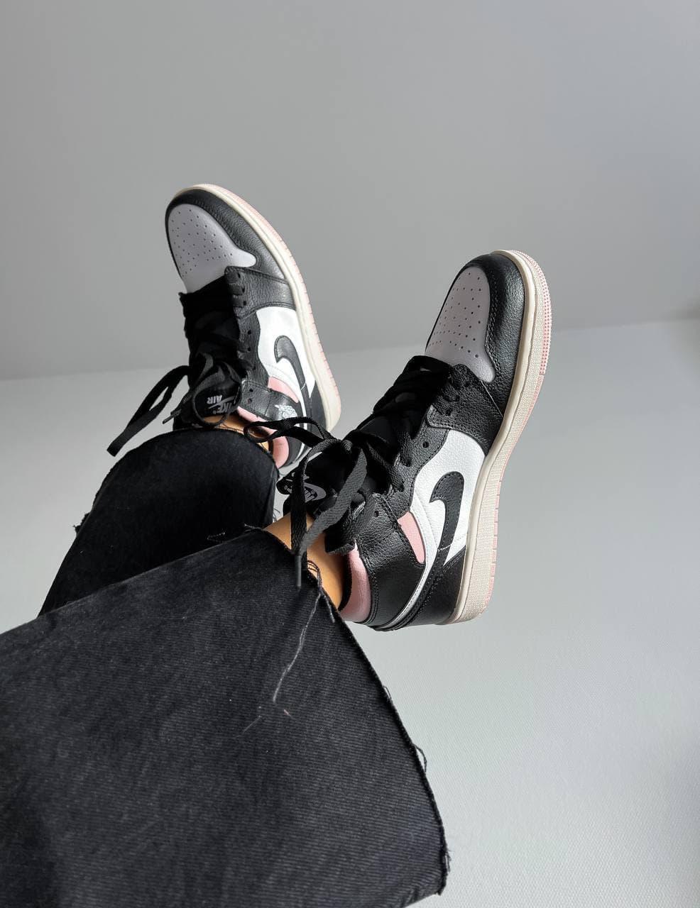 Nike Air Jordan 1 Retro Black White Pink