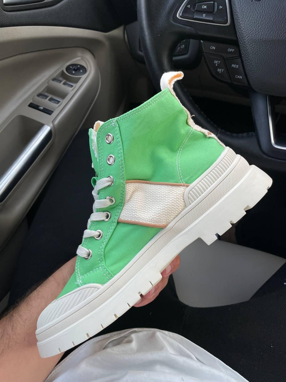 No Name Chanel Green