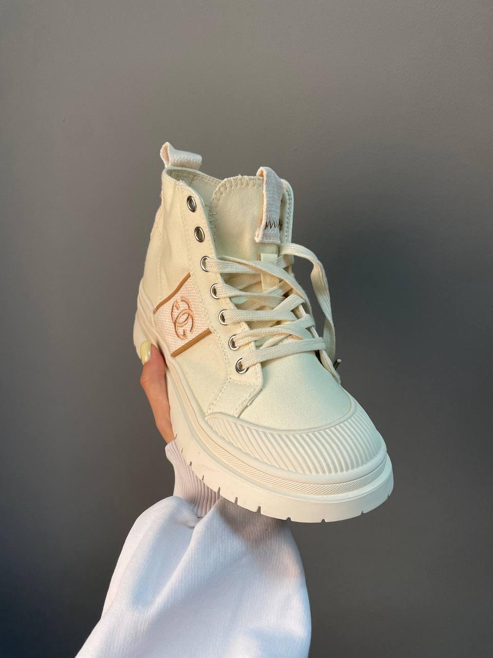 No Name Chanel Cream