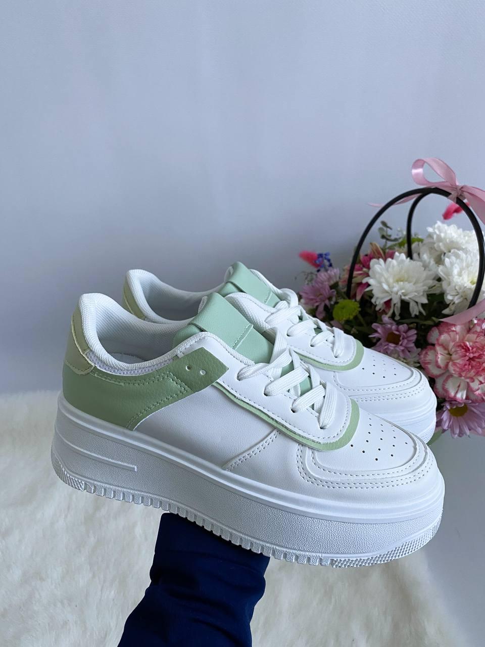 Sneakers White Green