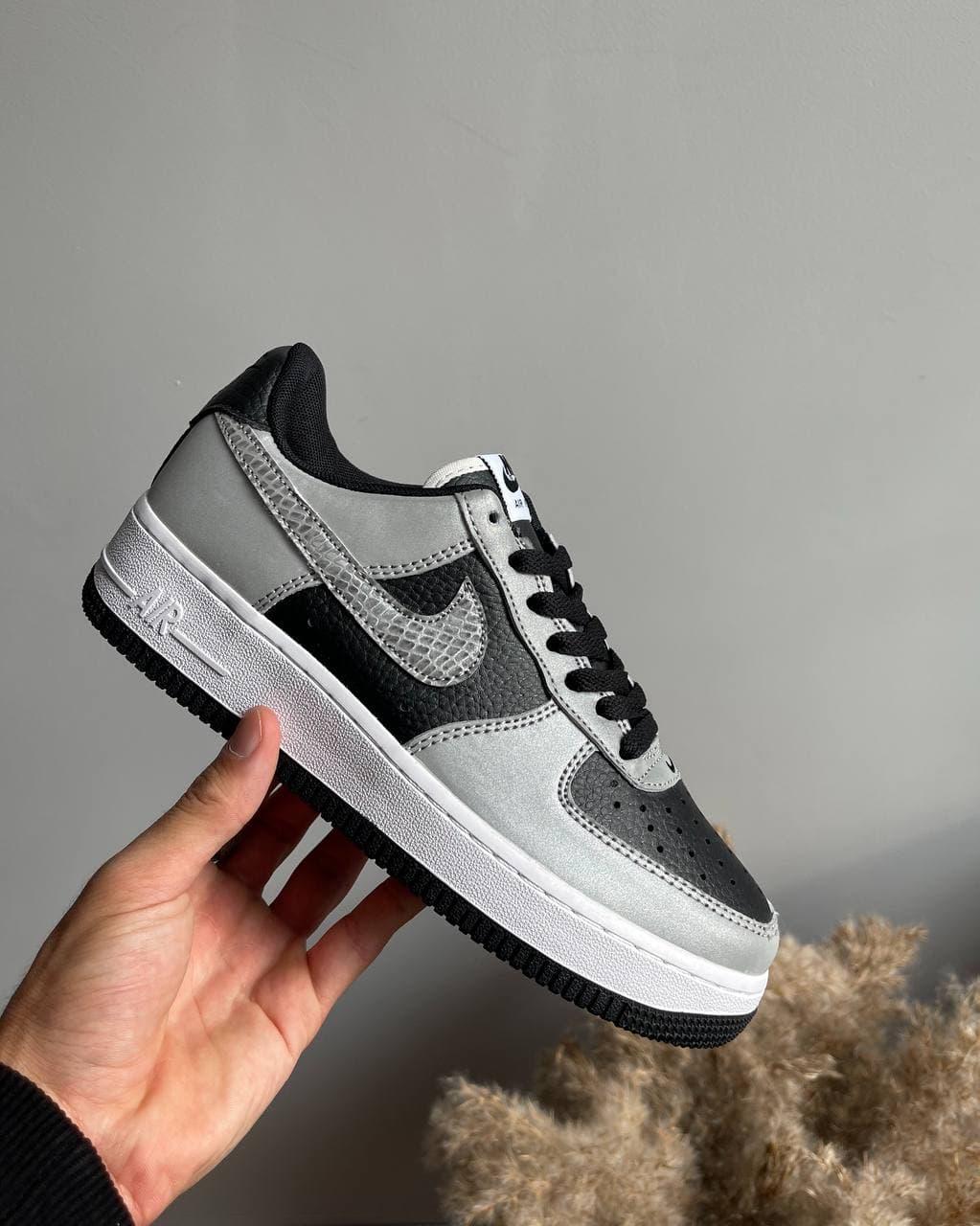Nike Air Force Tiger Static