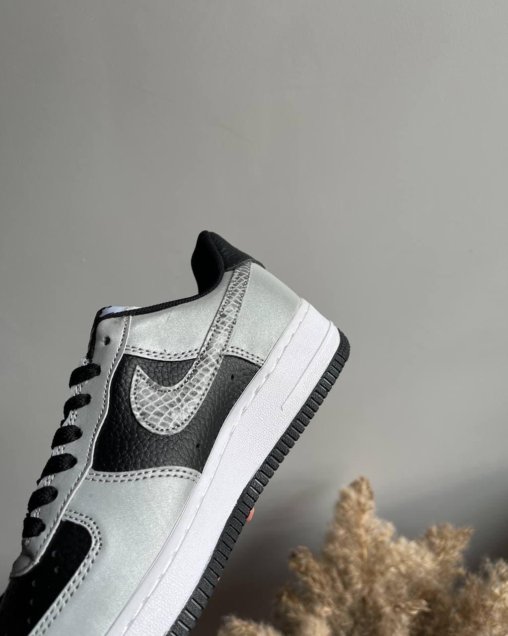 Nike Air Force Tiger Static