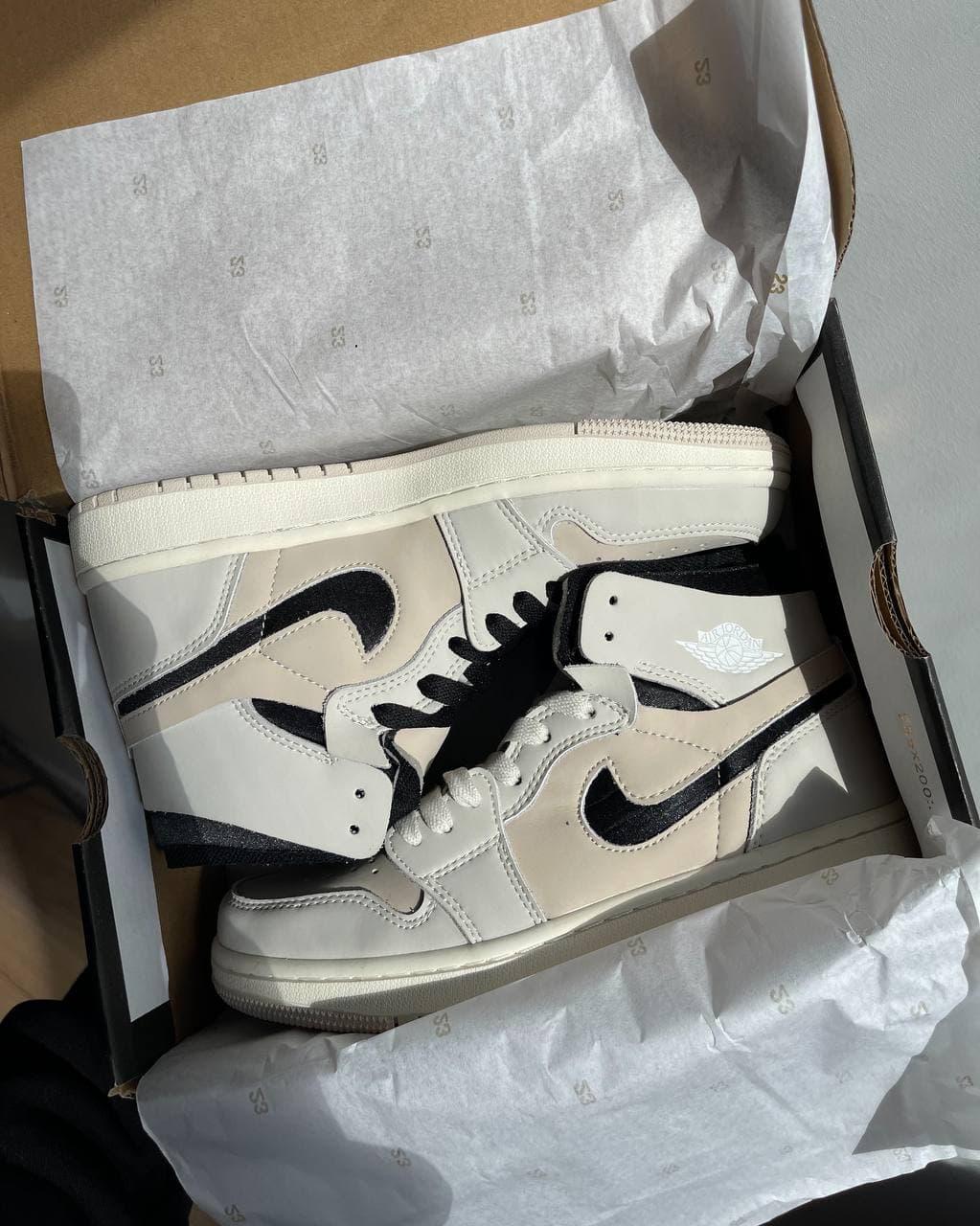 Nike Jordan 1 High Zoom Air CMFT Summit White Black