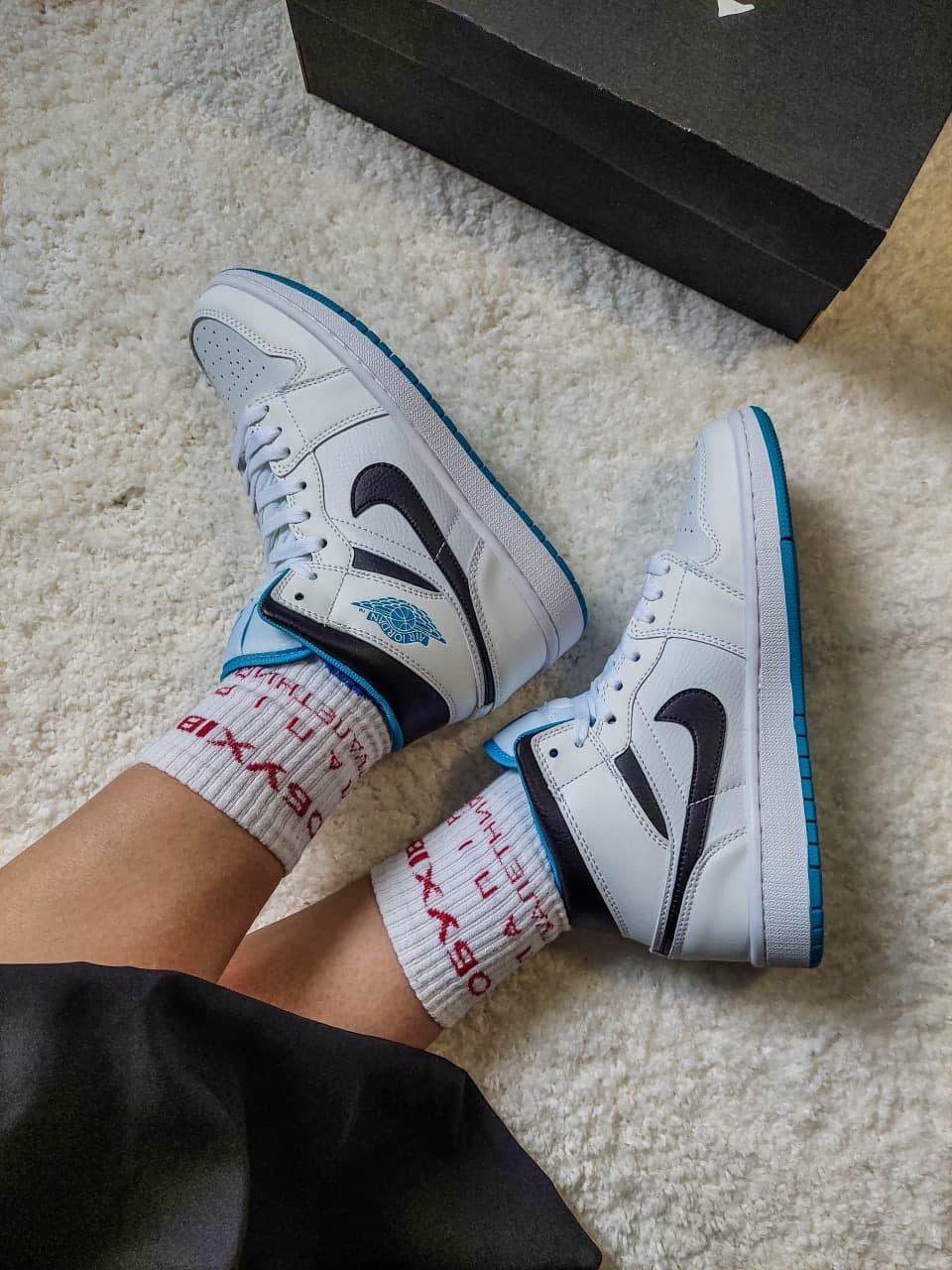 Nike Air Jordan 1 Mid Laser Blue