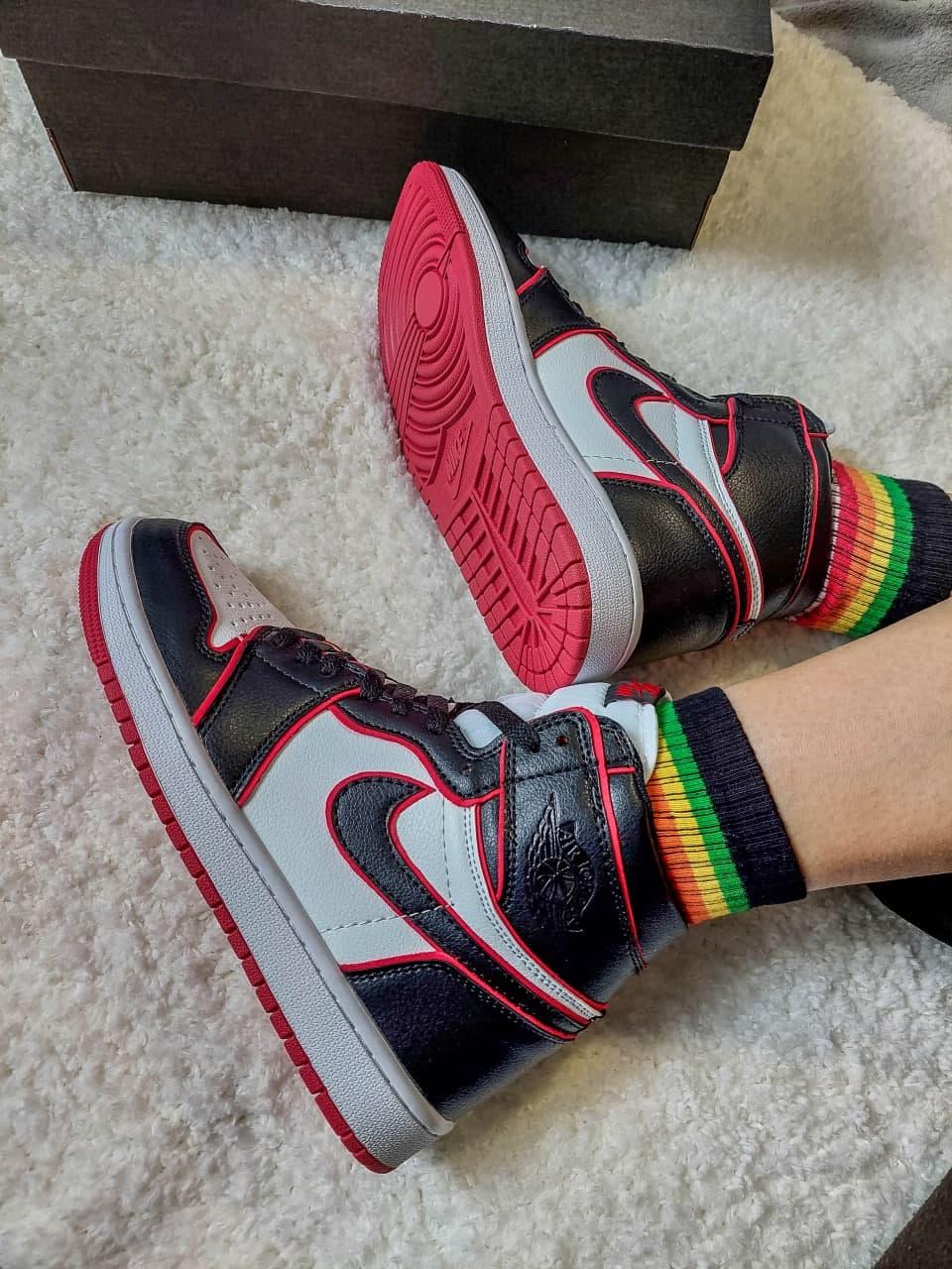 Nike Air Jordan 1 Retro High Black Red