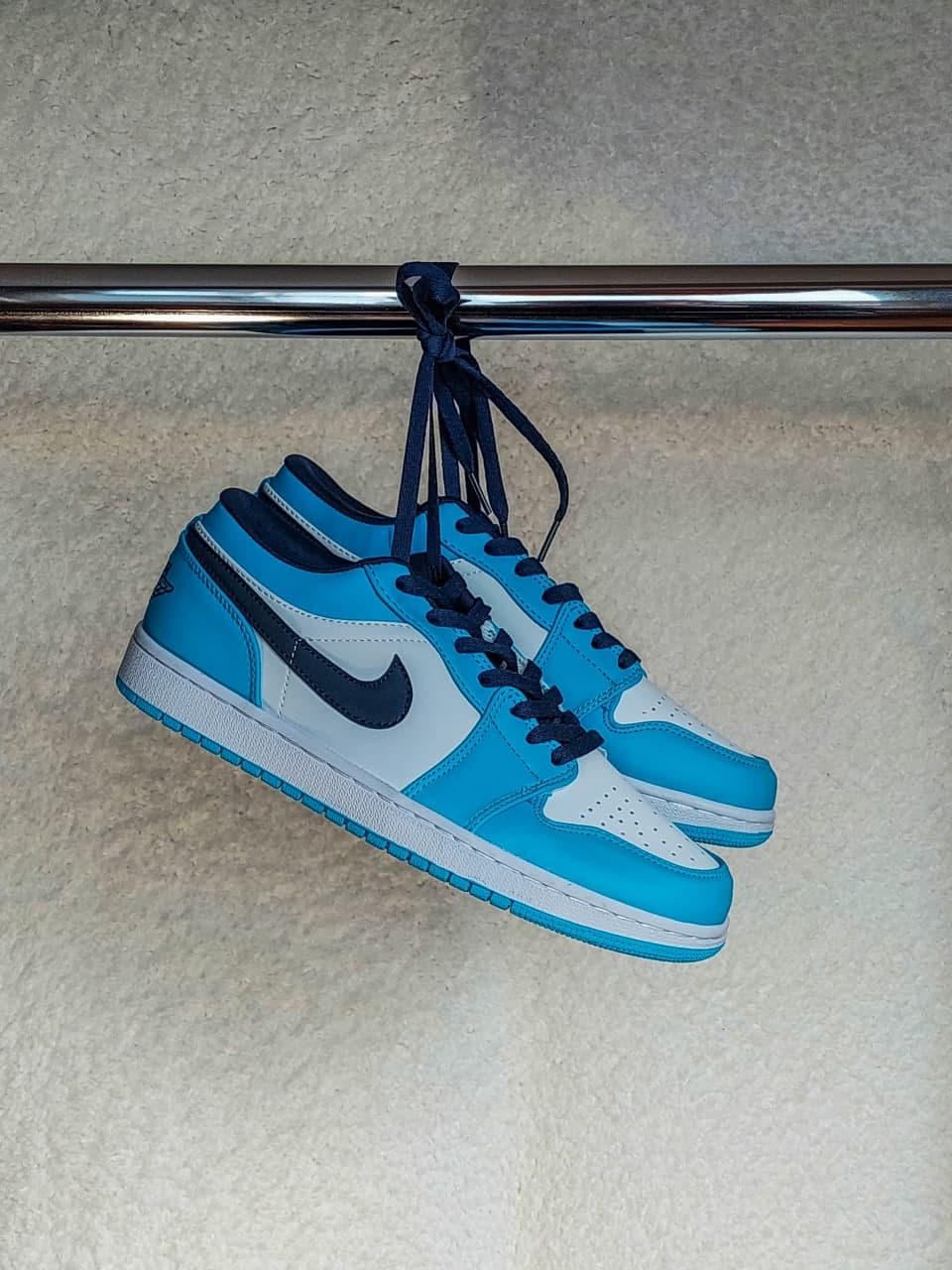 Nike Air Jordan Retro 1 Low Blue White Black