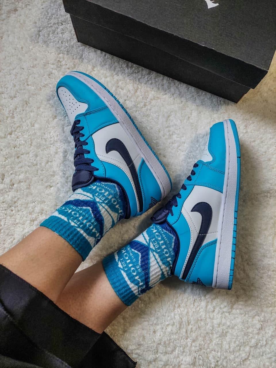 Nike Air Jordan Retro 1 Low Blue White Black