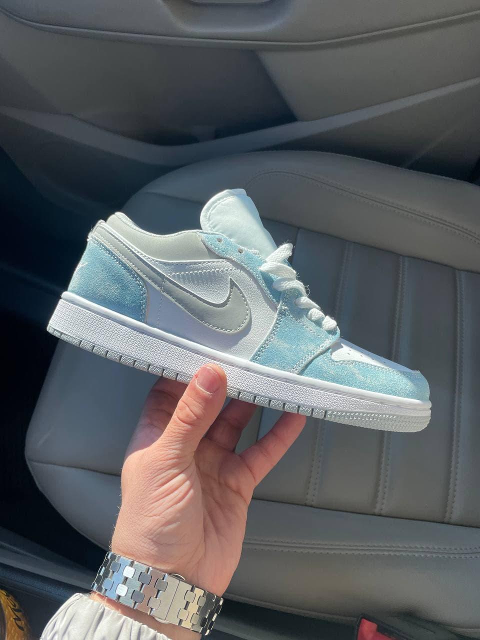 Nike Air Jordan Retro 1 Low Blue White Grey
