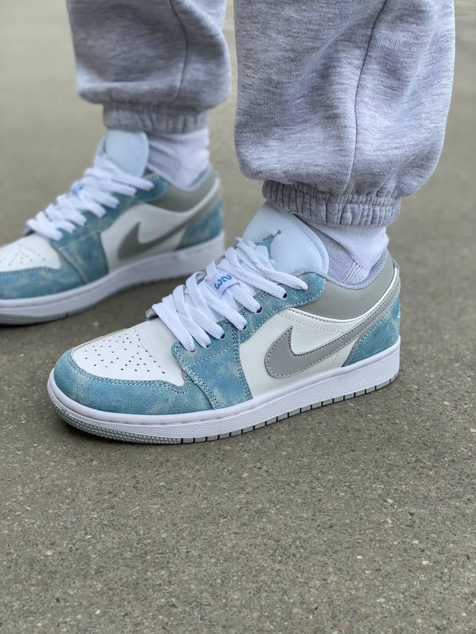 Nike Air Jordan Retro 1 Low Blue White Grey