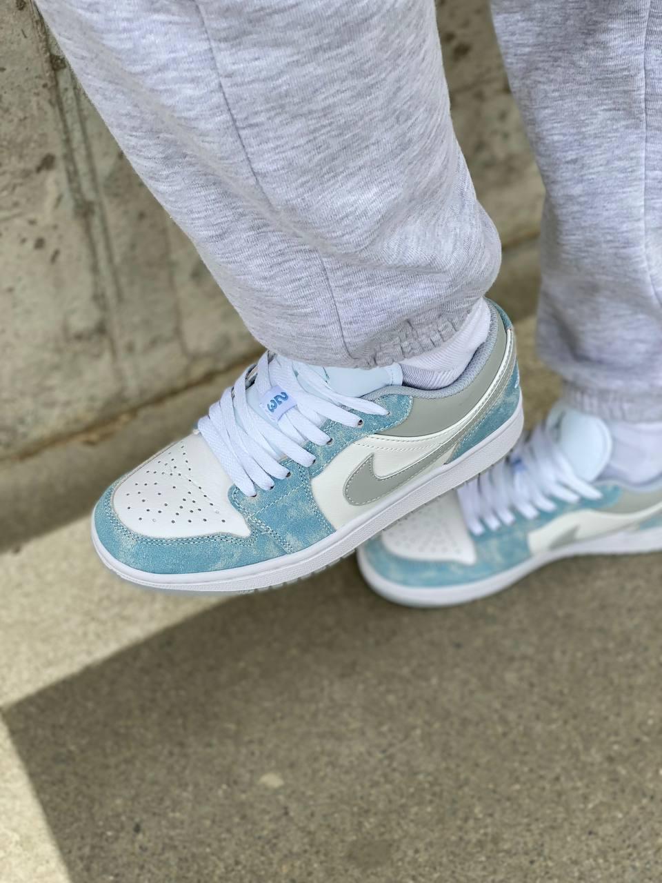 Nike Air Jordan Retro 1 Low Blue White Grey
