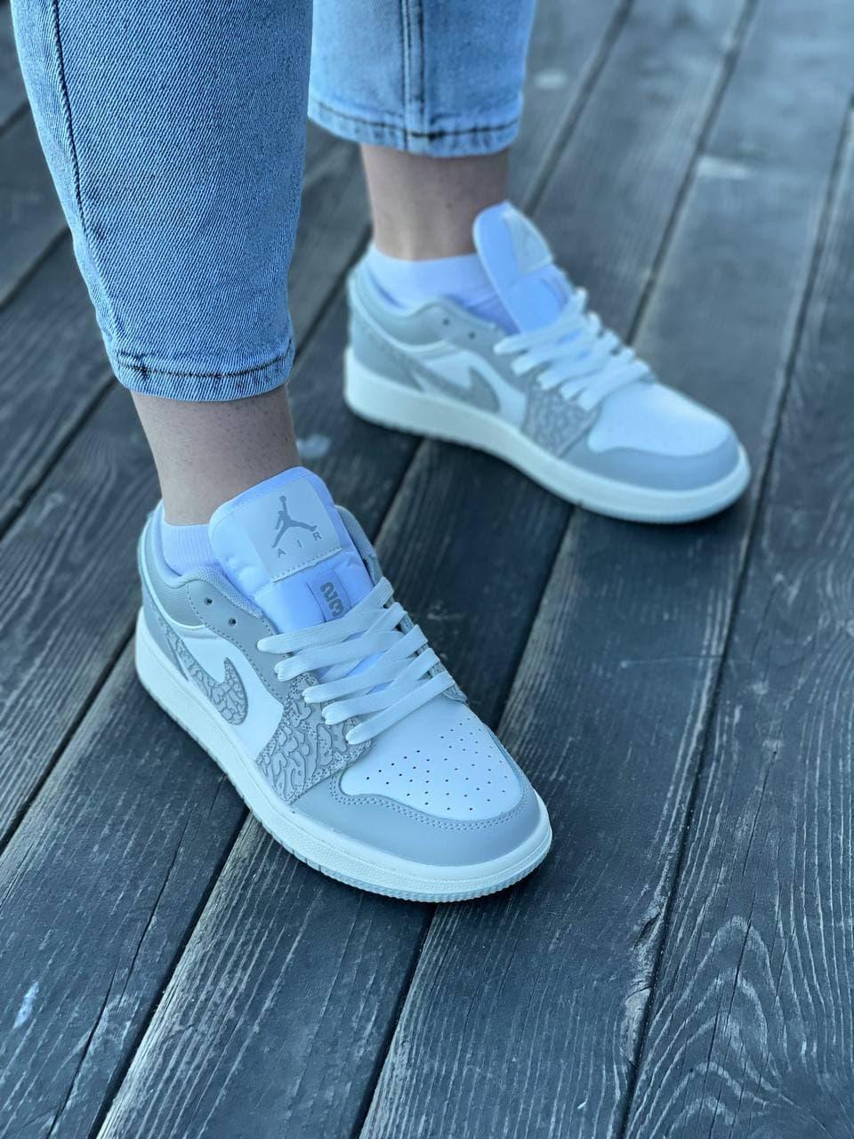 Nike Air Jordan Retro 1 Low Grey White 1