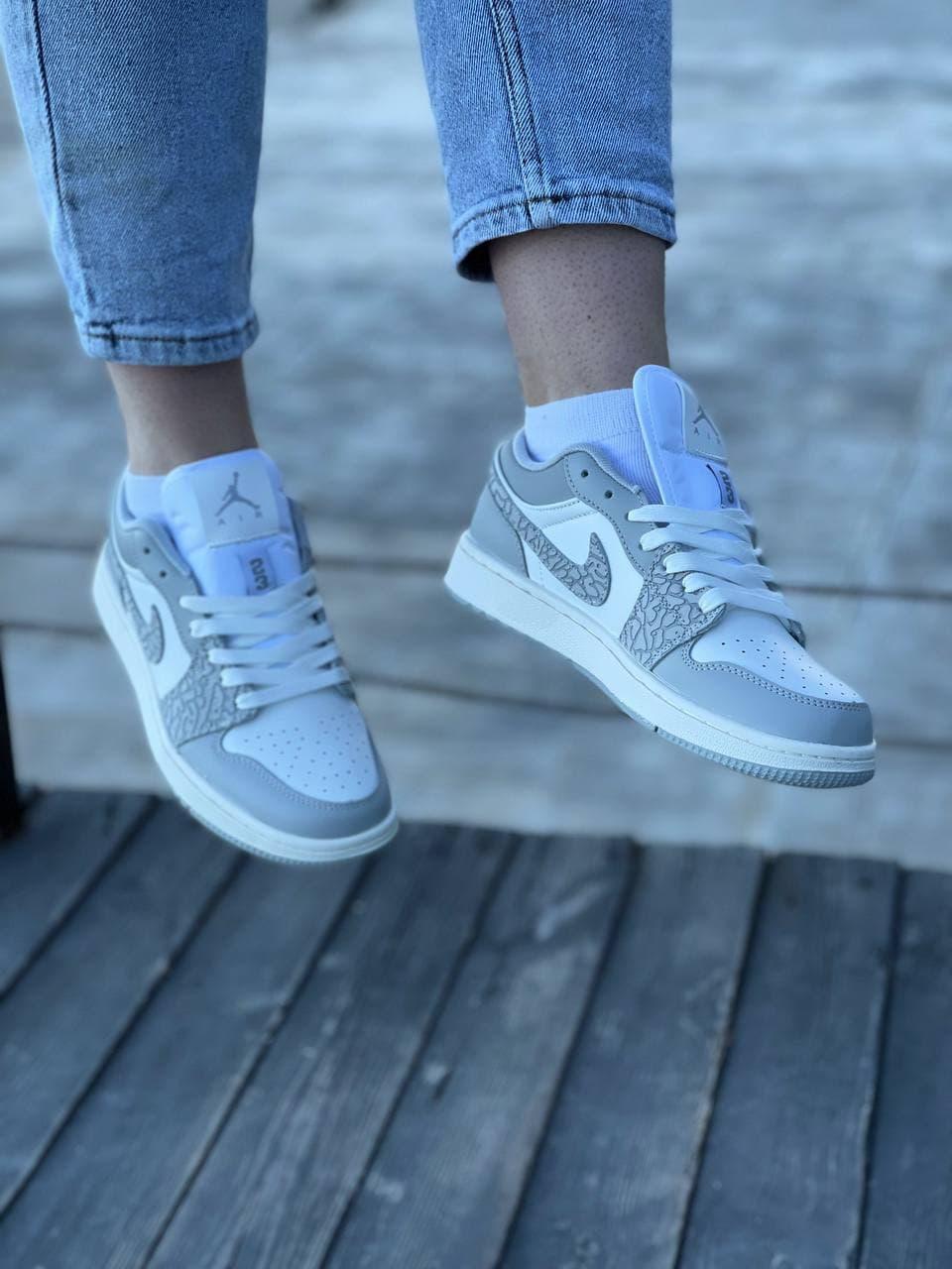 Nike Air Jordan Retro 1 Low Grey White 1