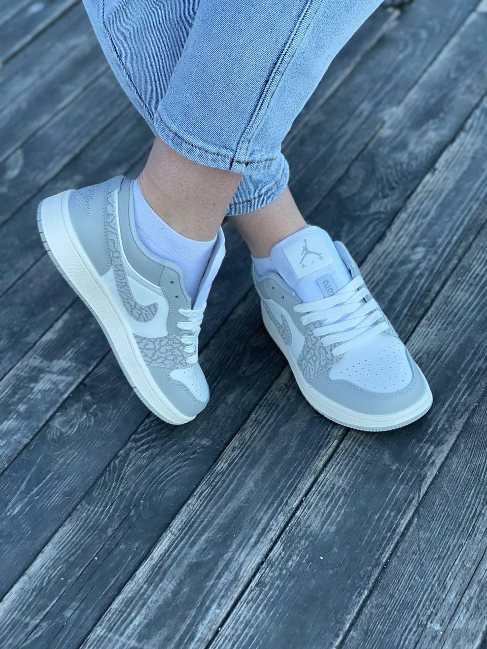 Nike Air Jordan Retro 1 Low Grey White 1