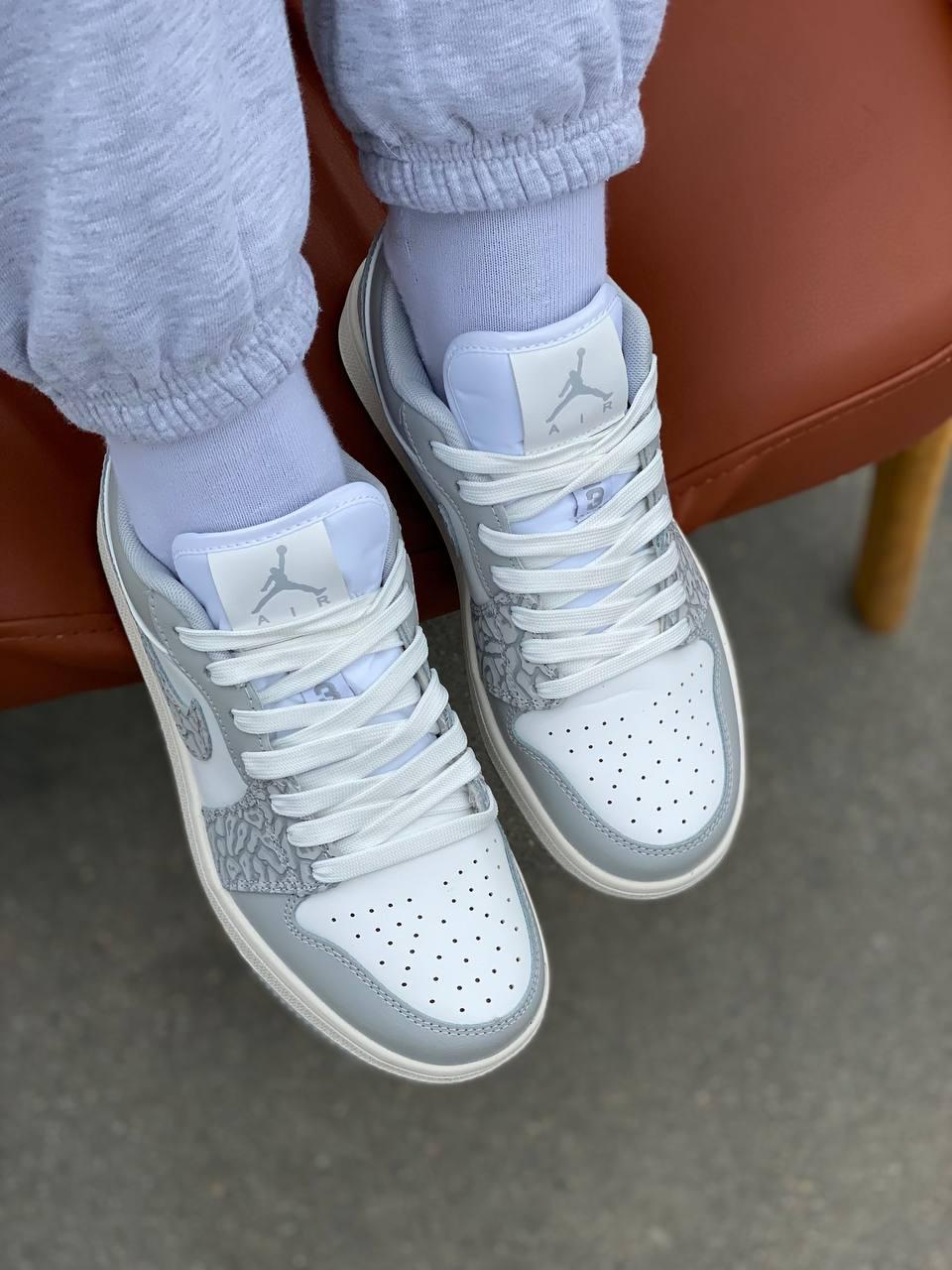 Nike Air Jordan Retro 1 Low Berlin Grey
