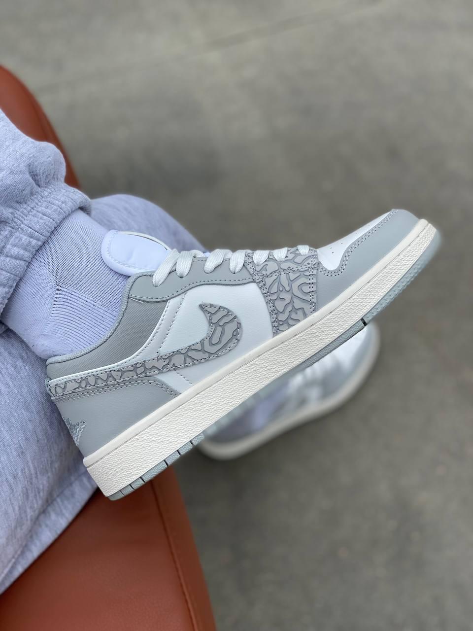 Nike Air Jordan Retro 1 Low Berlin Grey