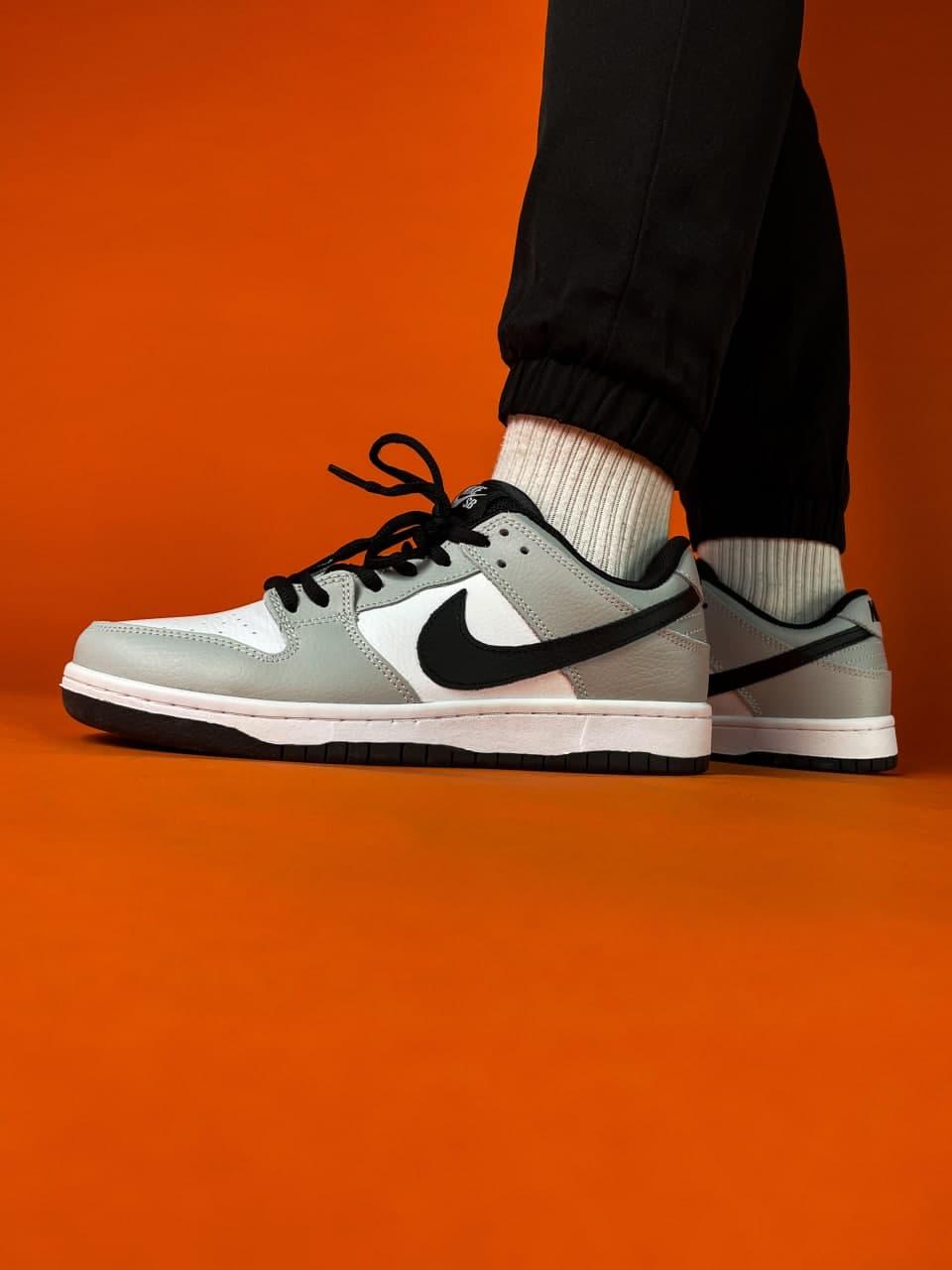 Nike Dunk Low Grey White