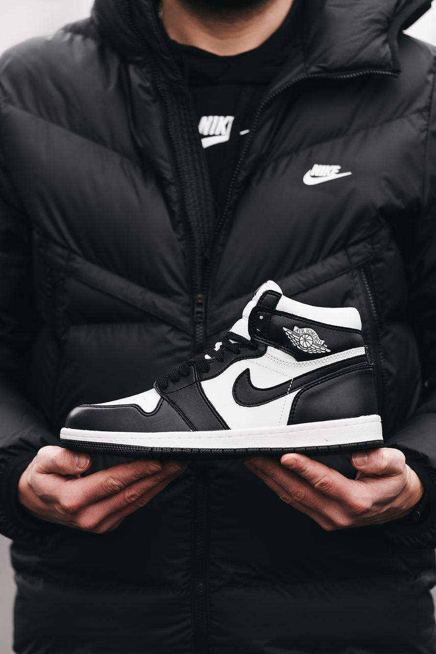 Nike Air Jordan 1 Retro Mid Black White v2