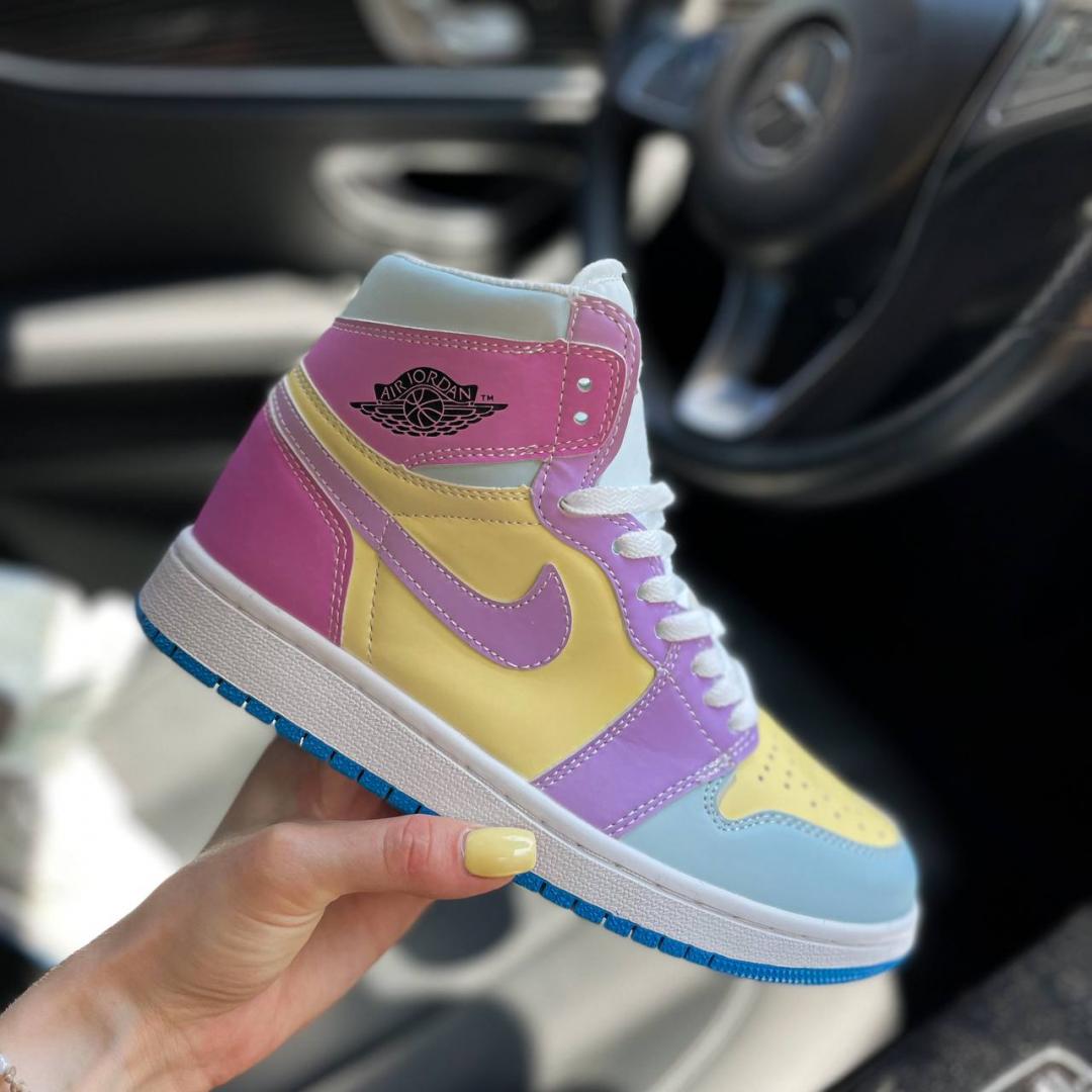 Nike Air Jordan 1 Retro High Violet White