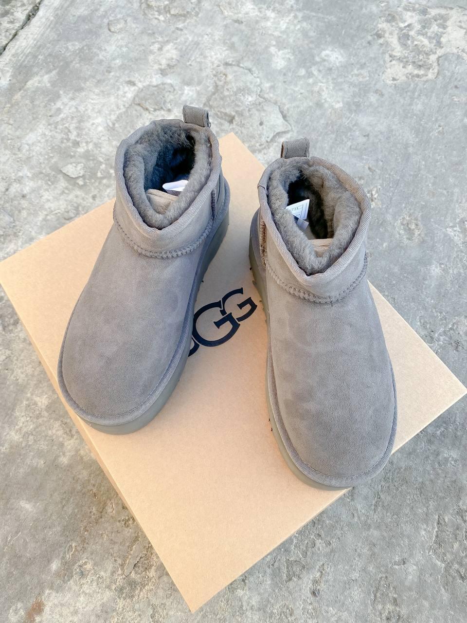 UGG Ultra Mini Platform Light Grey