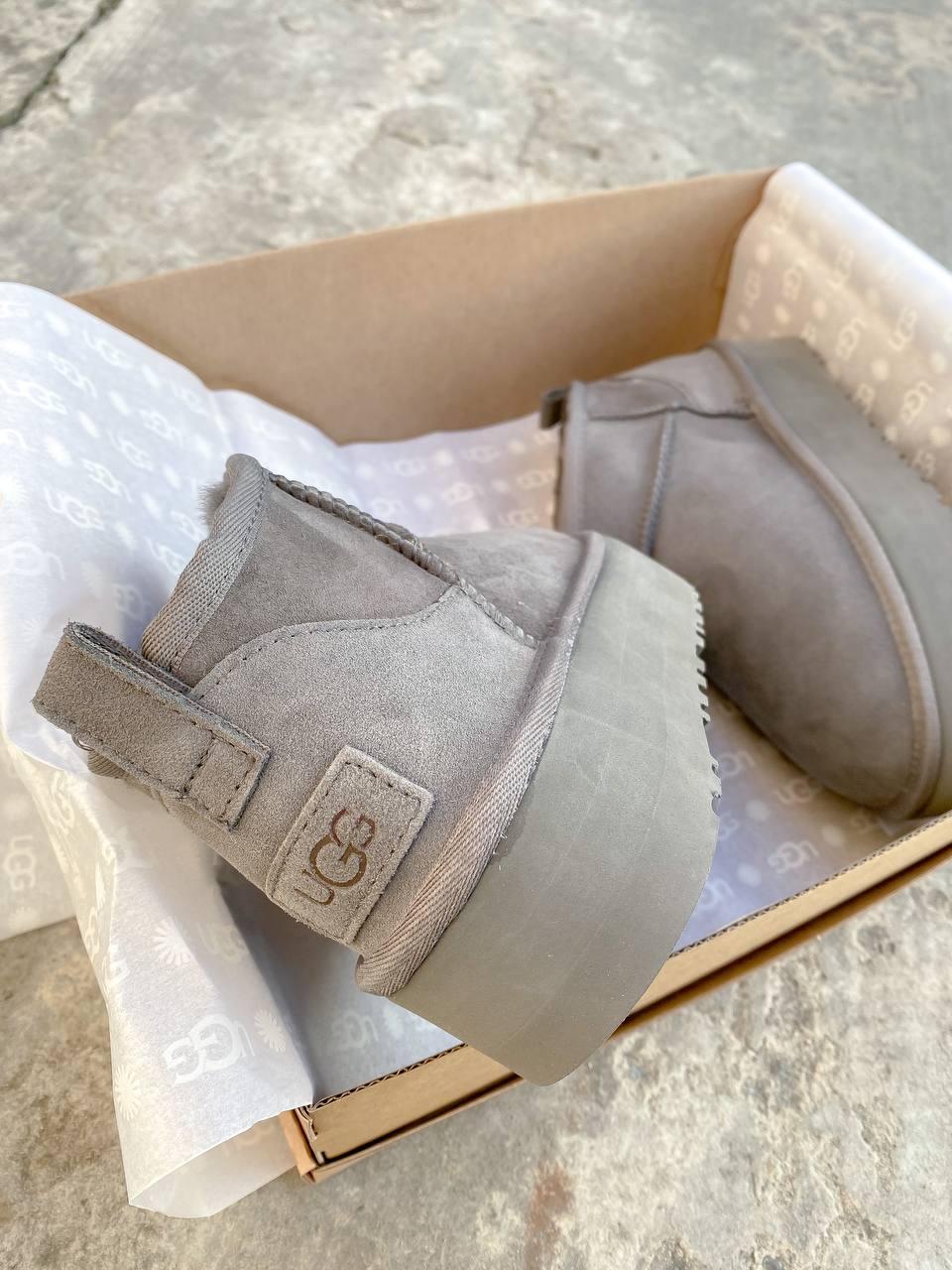 UGG Ultra Mini Platform Light Grey
