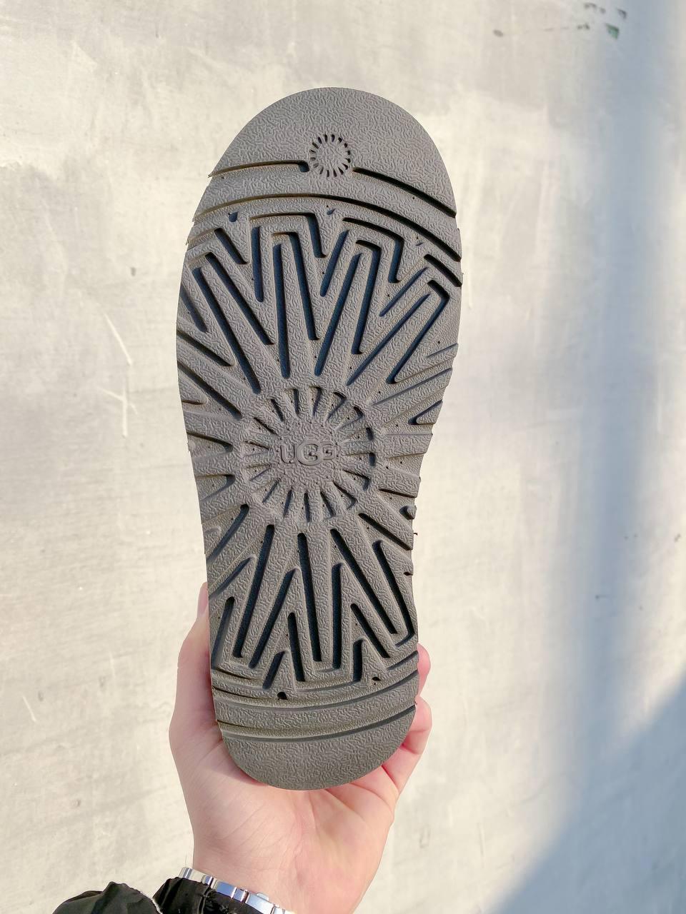 UGG Ultra Mini Platform Light Grey