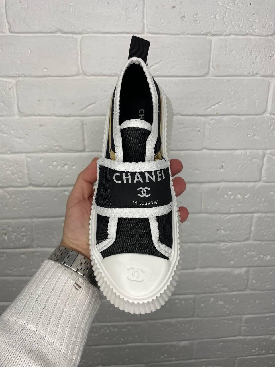 Chanel Low Platform Black White