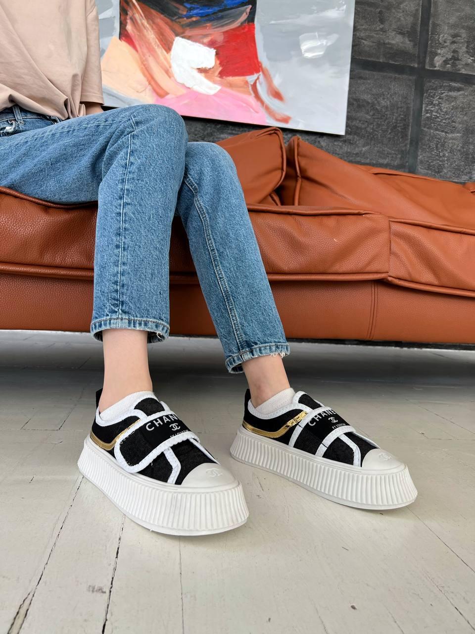 Chanel Low Platform Black White