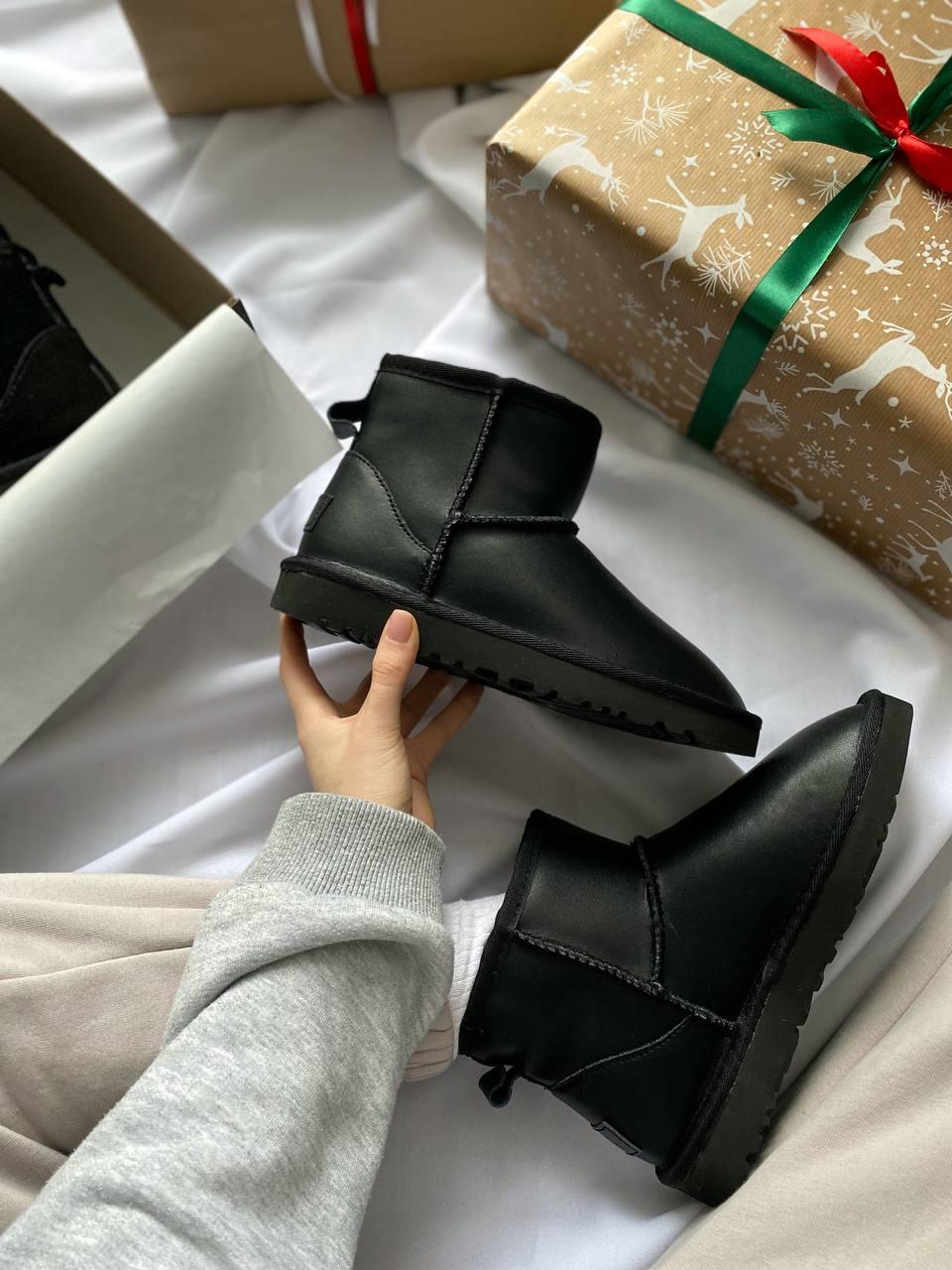 Ugg Classic Mini Leather