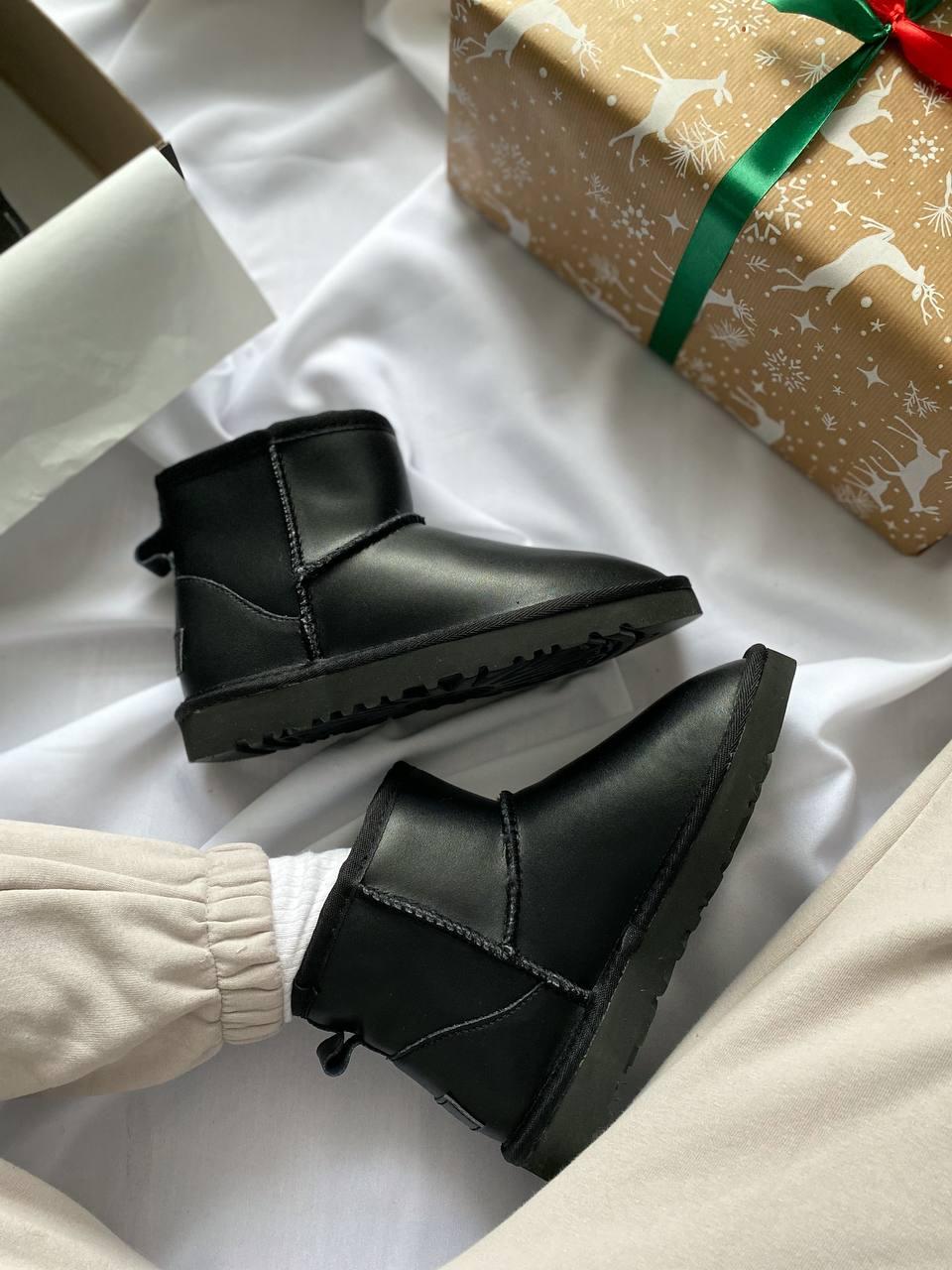 Ugg Classic Mini Leather