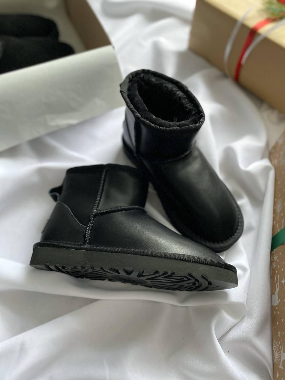 Ugg Classic Mini Leather