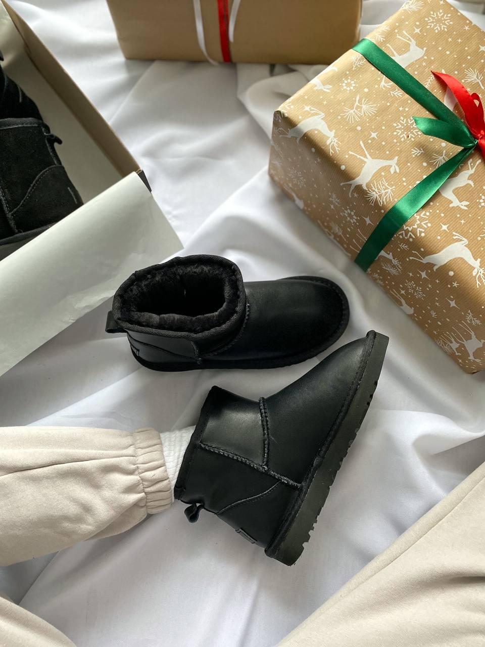 Ugg Classic Mini Leather