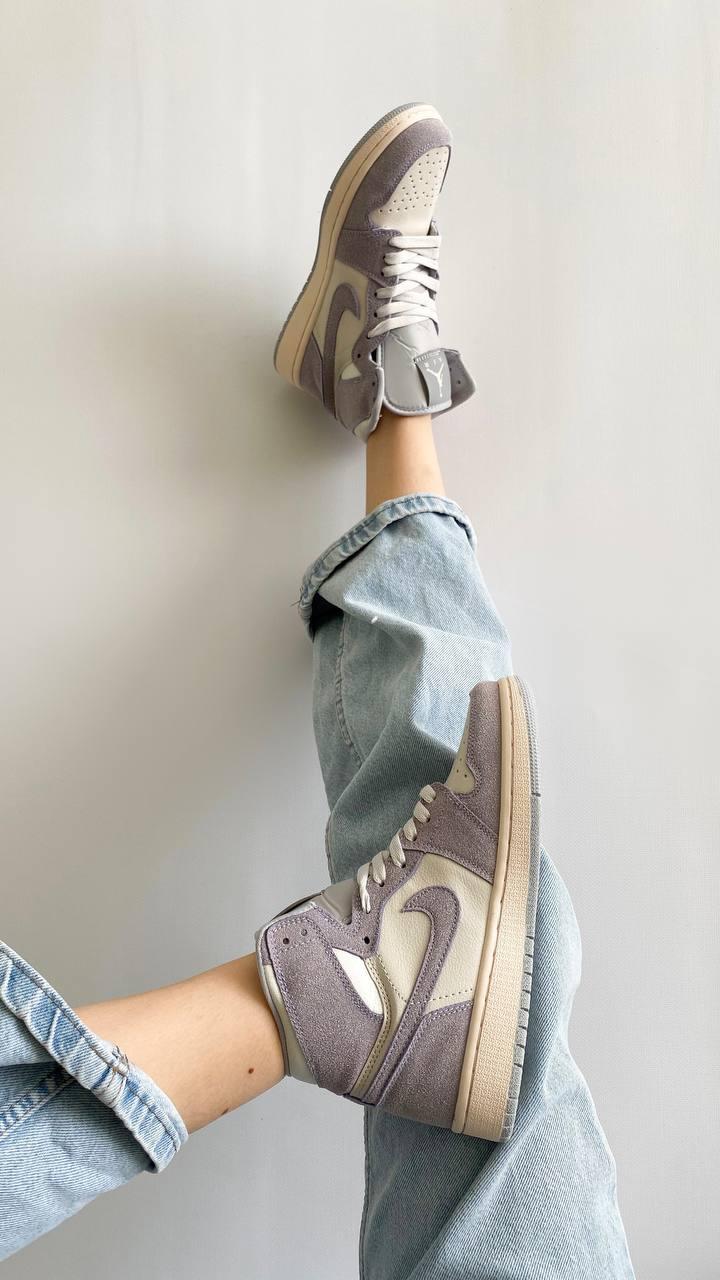 Nike Air Jordan 1 Retro Light Purple