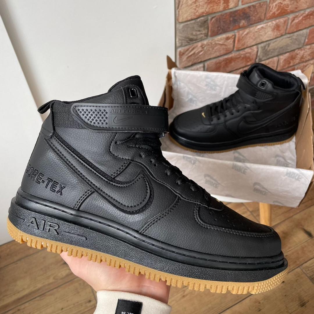 Nike Gore-TEX Brown