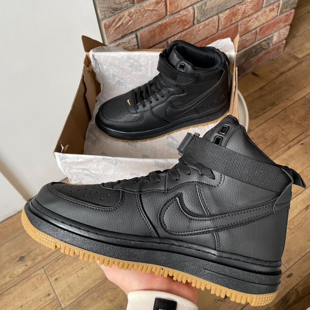 Nike Gore-TEX Brown