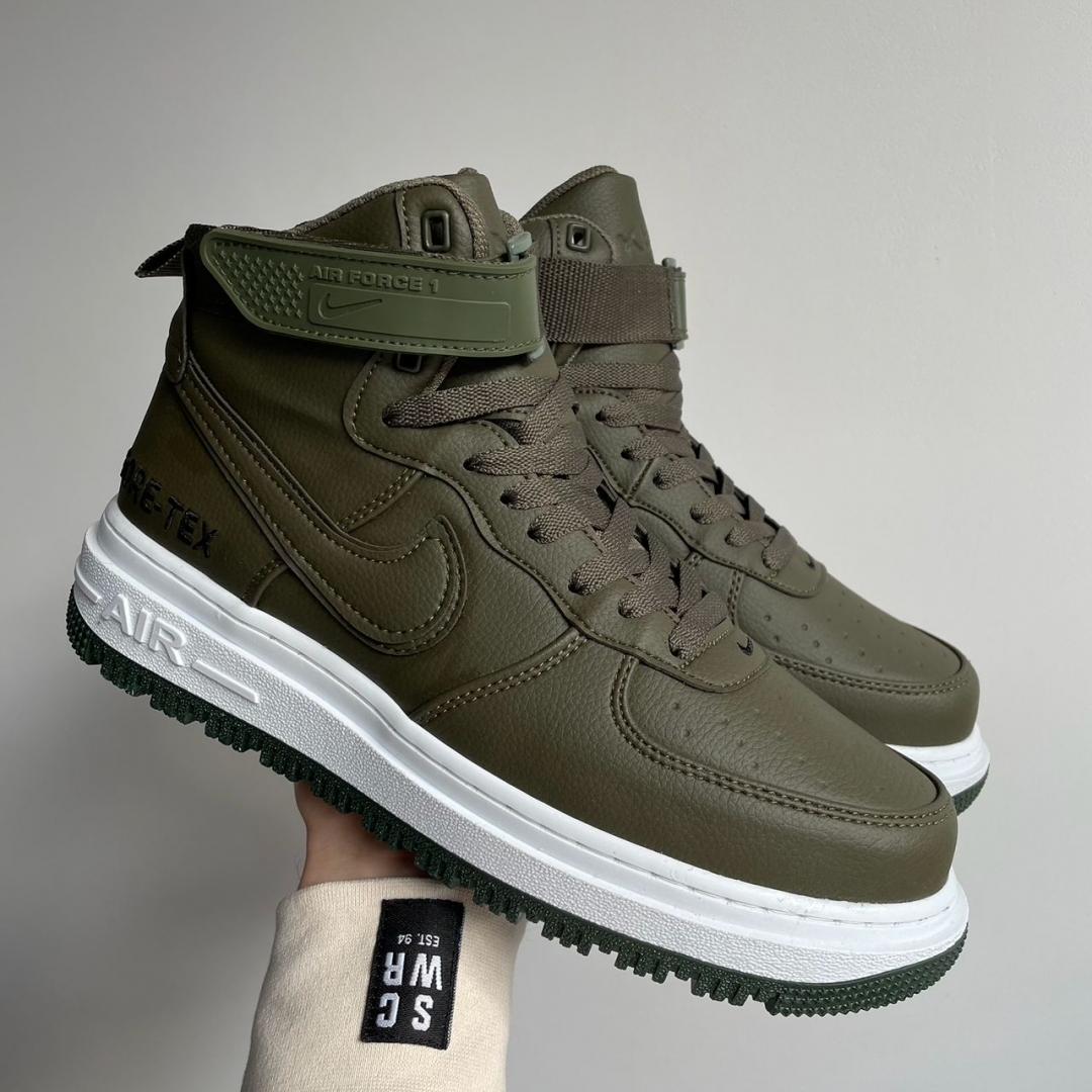 Nike Gore-TEX Haki White