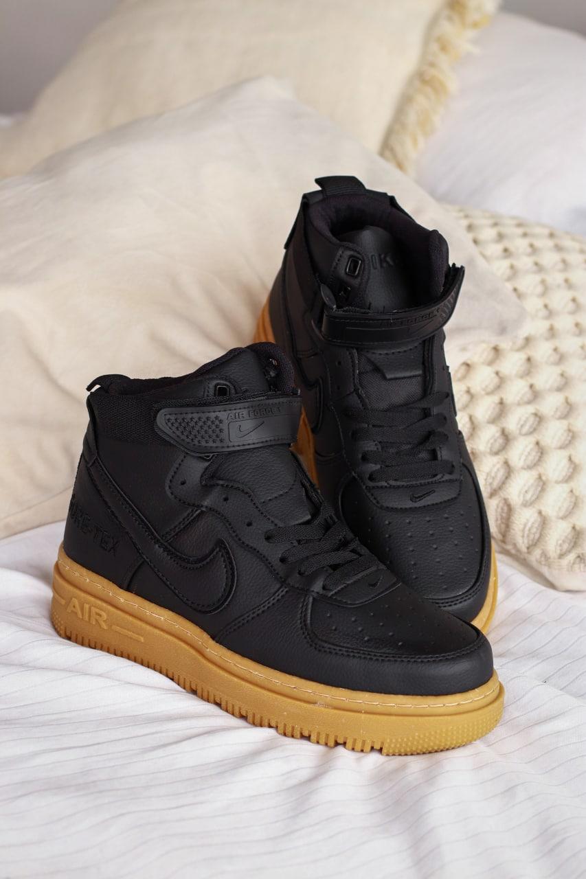 Nike Gore-TEX Black Brown