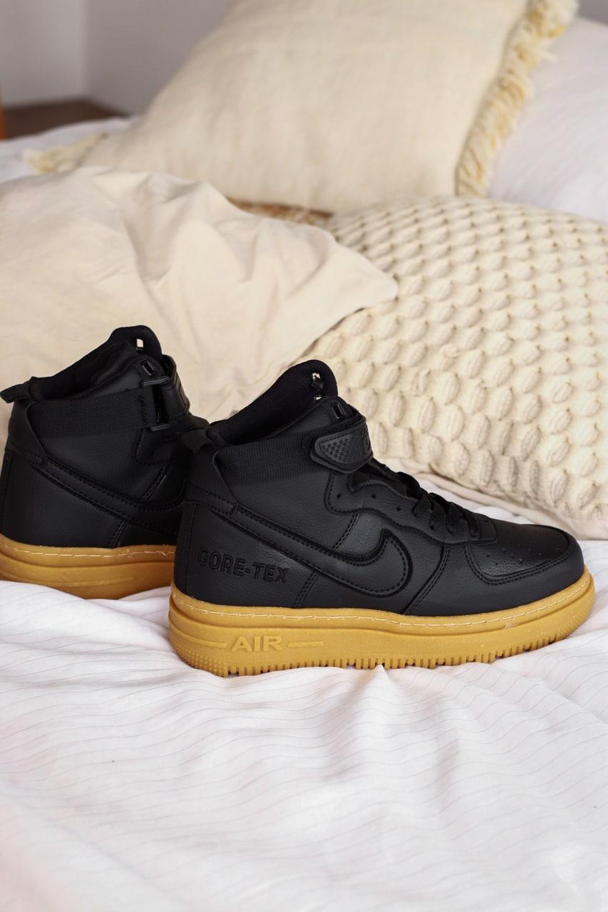 Nike Gore-TEX Black Brown