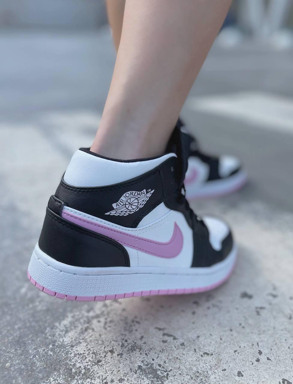 Nike Air Jordan 1 Retro High Bubble Gum