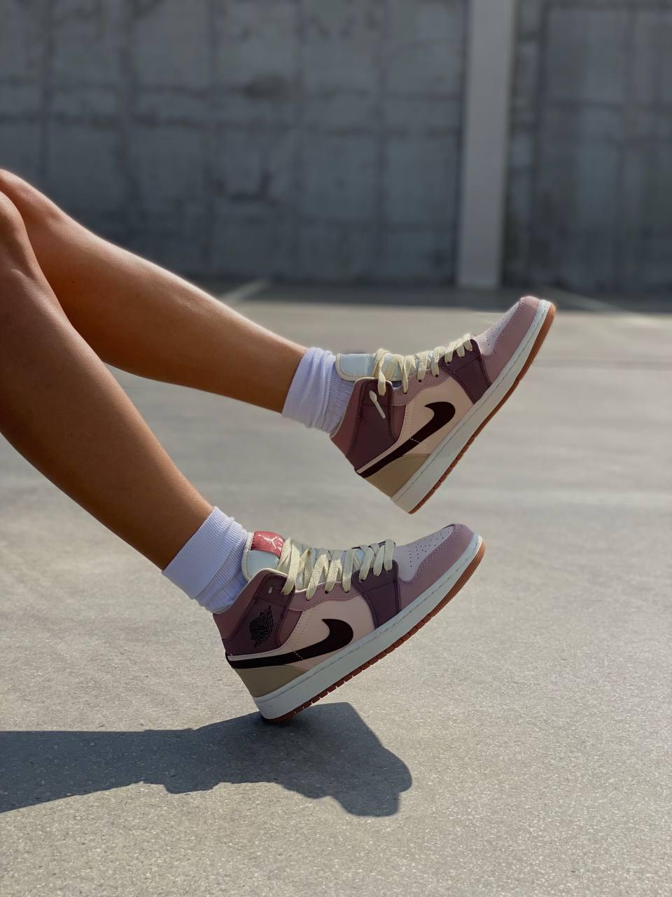 Nike Air Jordan 1 Retro High Bordo