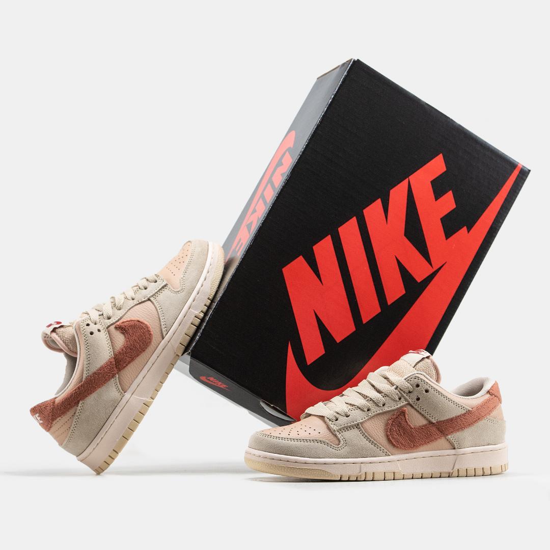 Nike SB Dunk Low Terry Swoosh