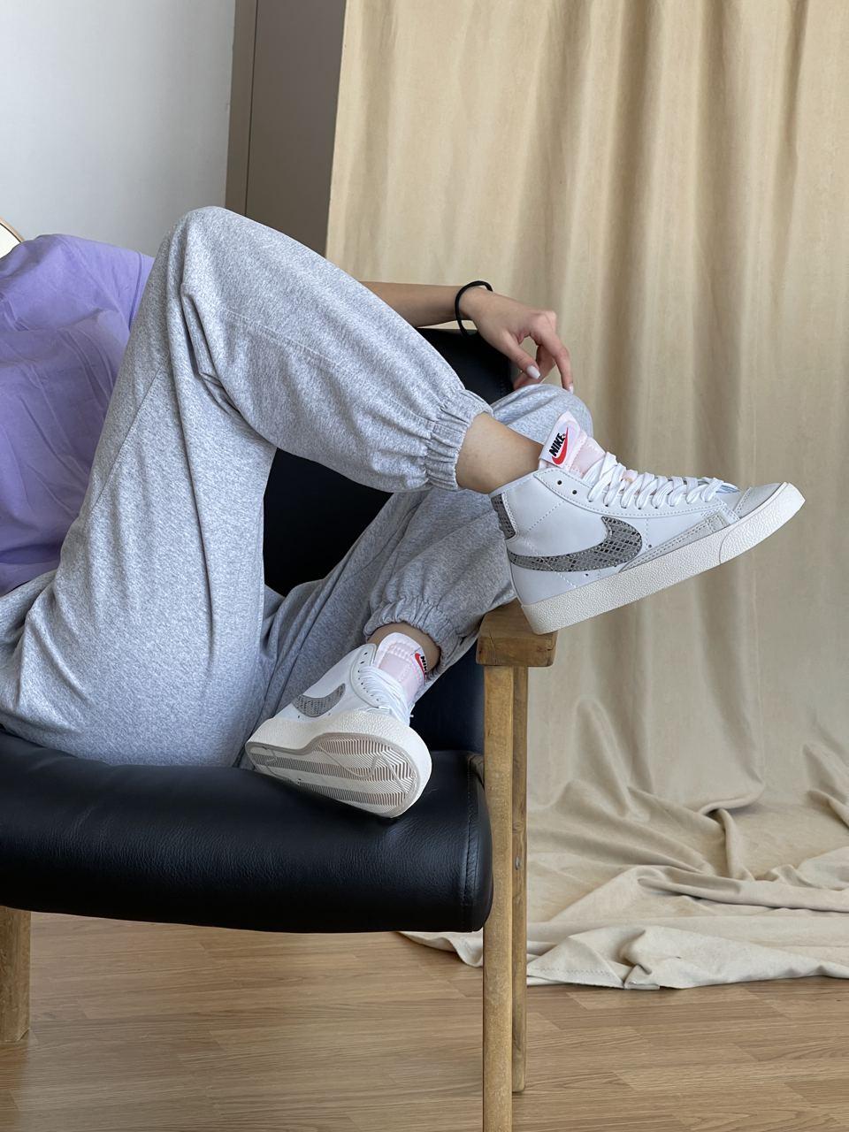 Nike Blazer Mid 77 Zebra