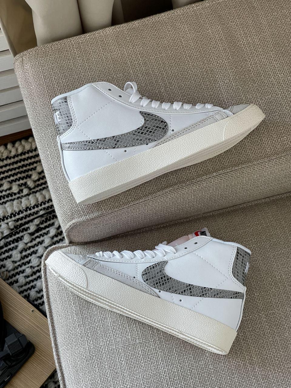 Nike Blazer Mid 77 Zebra