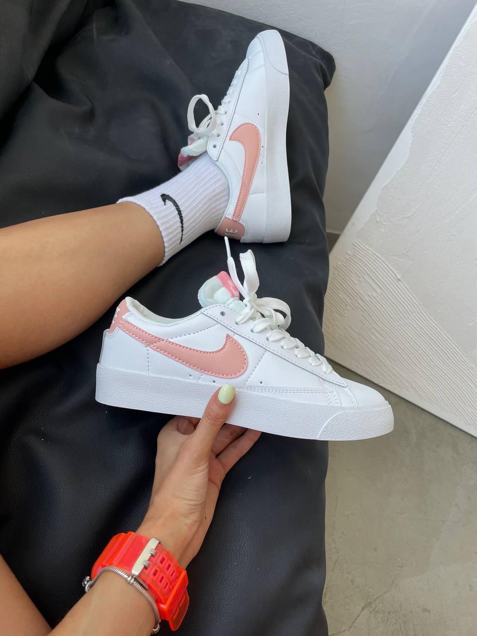 Nike Blazer Low White Pink