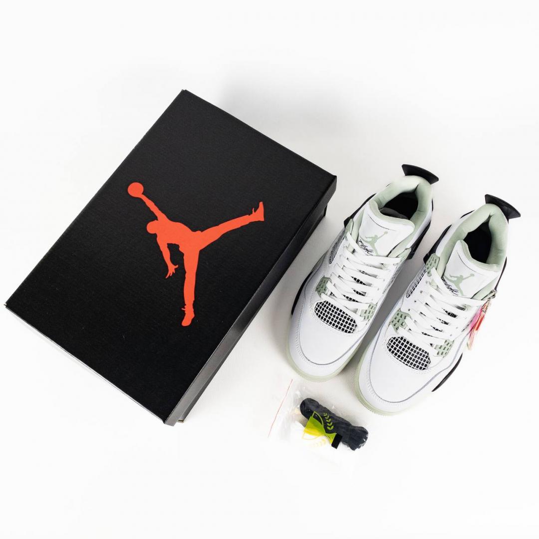 Nike Air Jordan 4 Seafoam v2