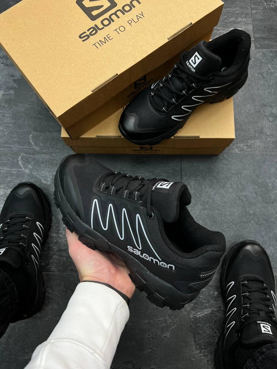 Salomon Black White